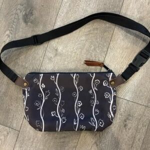 Ragmaw Crossbody Bag